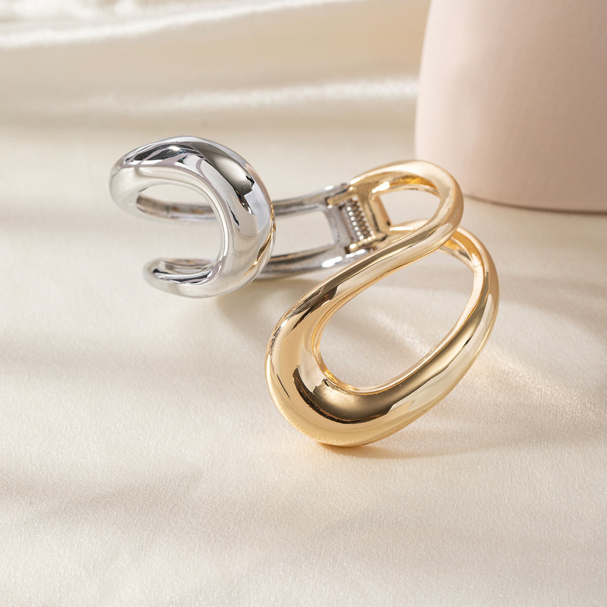 Personalized Hammered Irregular Gold Bracelet For Women - Two tone S - electronic accessories