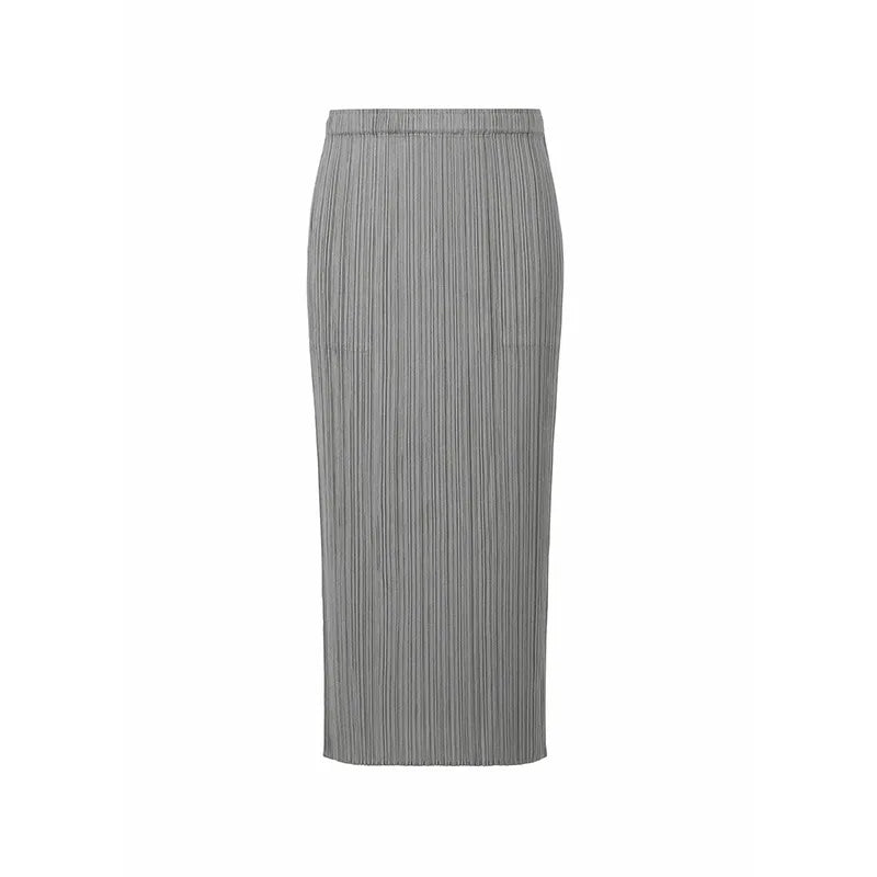 Pleated Hip Hugging Slim Half Skirt - Gray / One Size