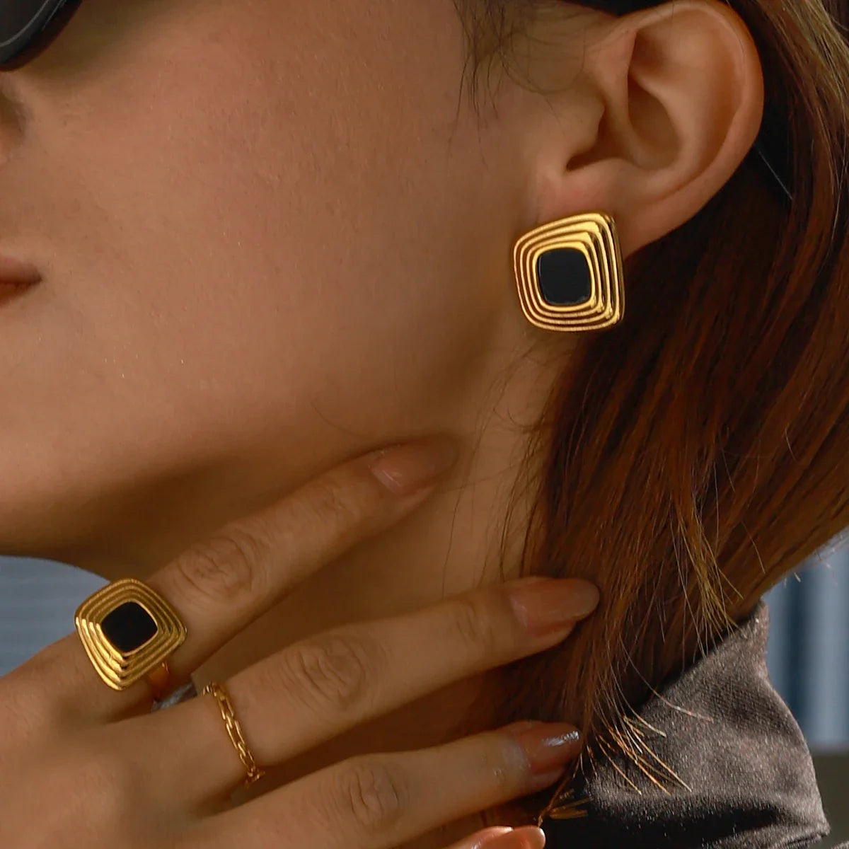 Retro Geometric Ribbed Irregular Ear Studs Stainless Steel - JDE0112028-BK