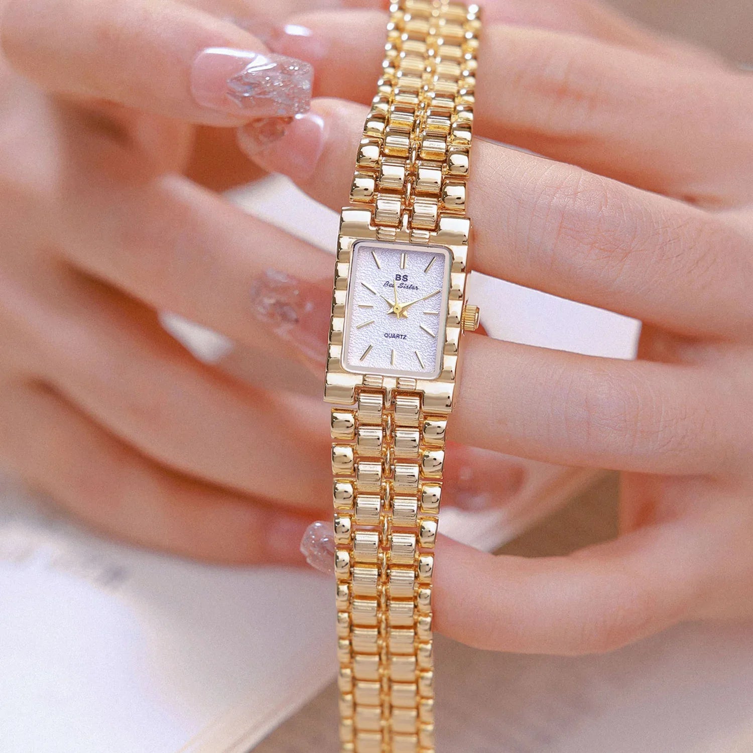 Retro Gold Rectangle Classic Watch For Women