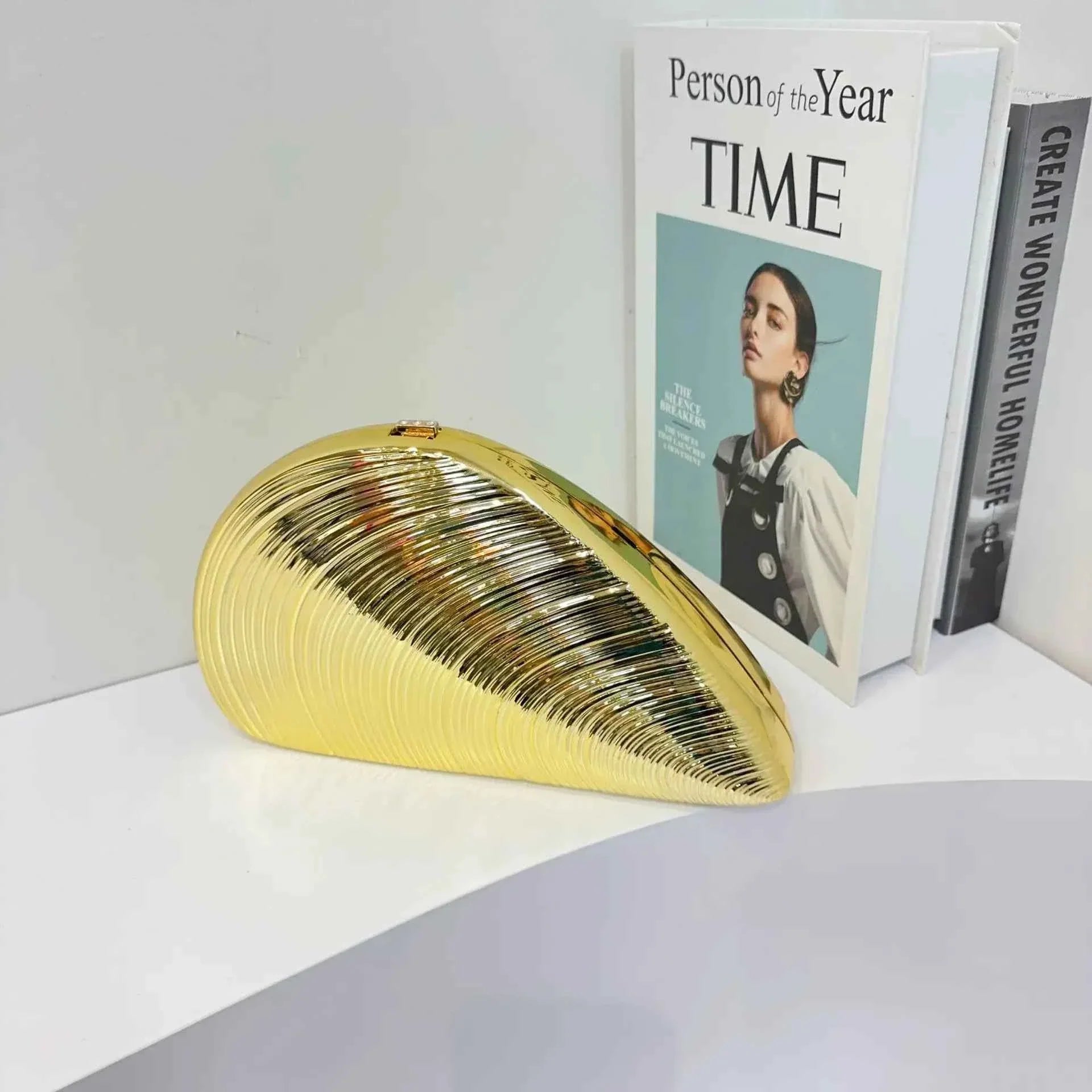 Retro Golden Silver Metal Large Shell Acrylic Bag