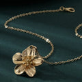 Retro Simple High-grade Flower Metal Necklace - Gold - electronic accessories