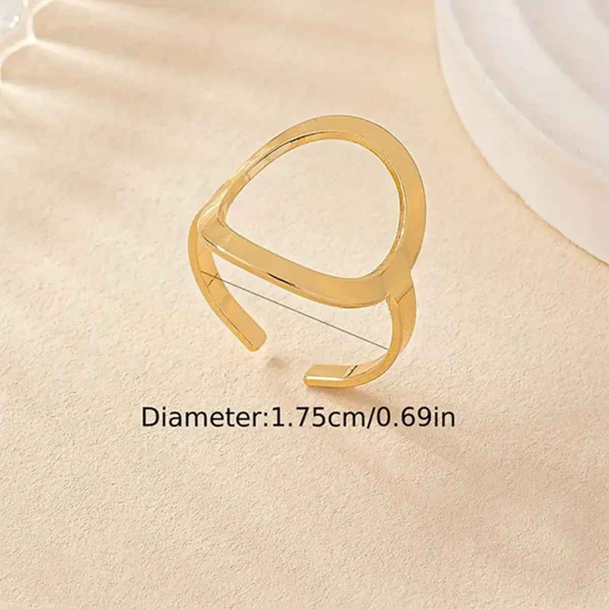 Round Hollow Ring - Gold - electronic accessories