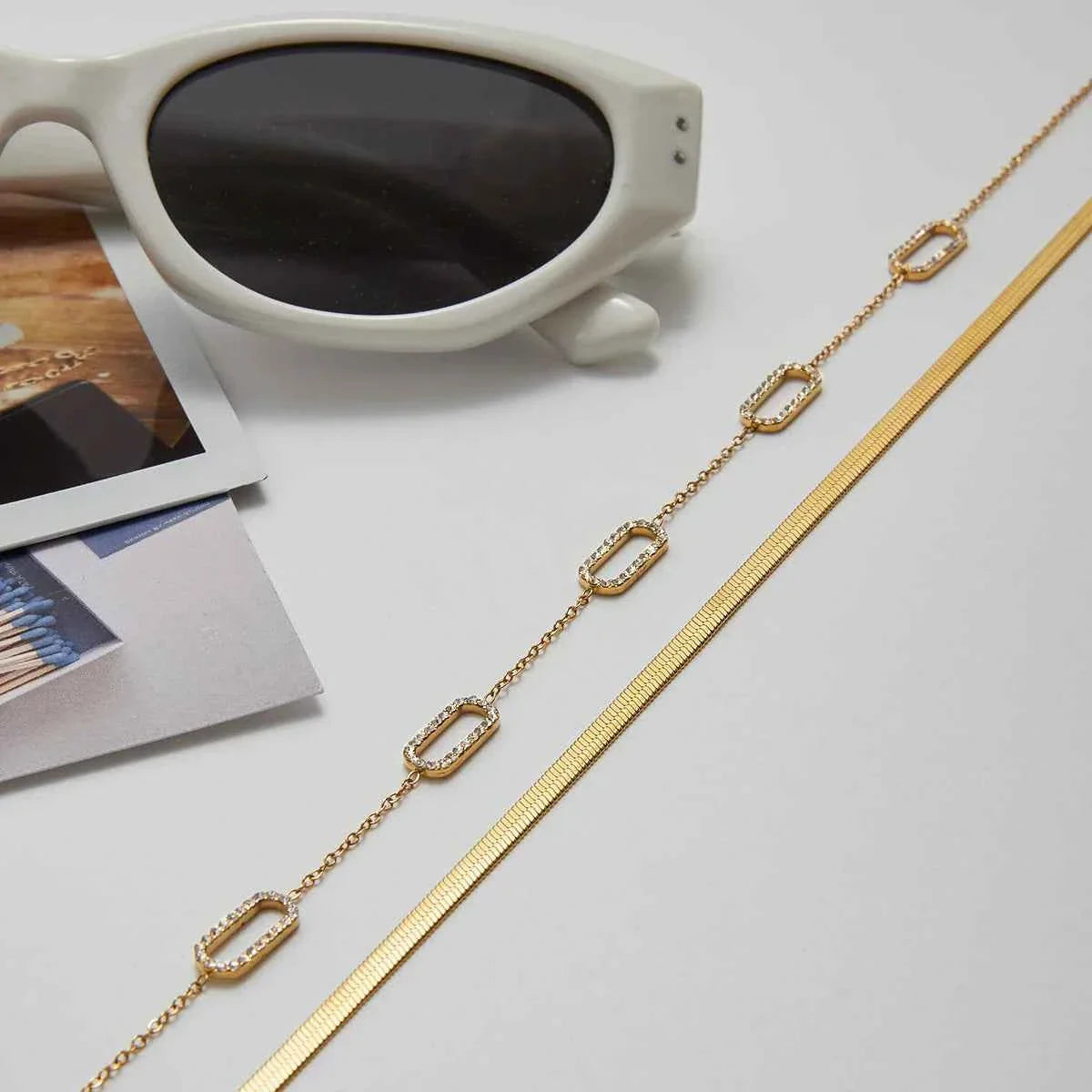 Simple Classic Rhinestone Geometric Pendant Necklace Stainless Steel