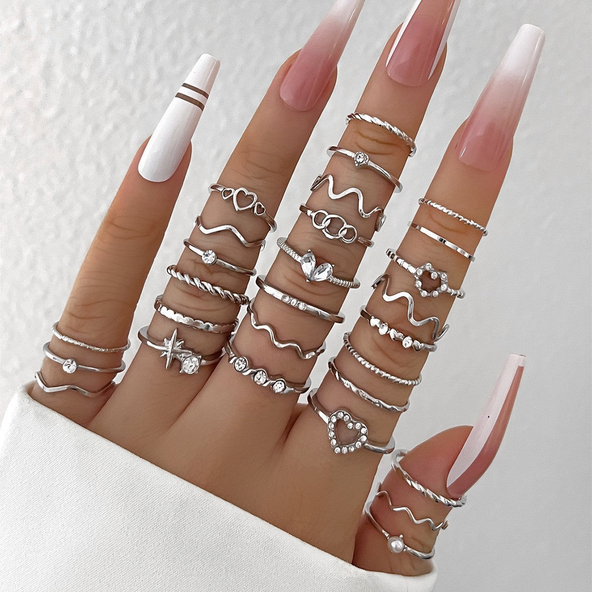 Simple Rhinestone Love Wave Ring 28-piece Set - Silver - electronic accessories