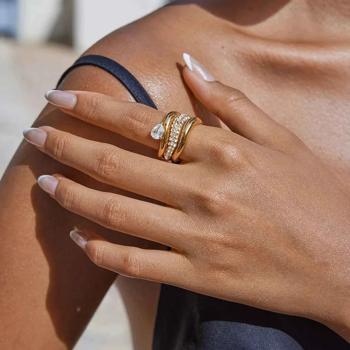 Stainless Steel White Zircon Wave Ring