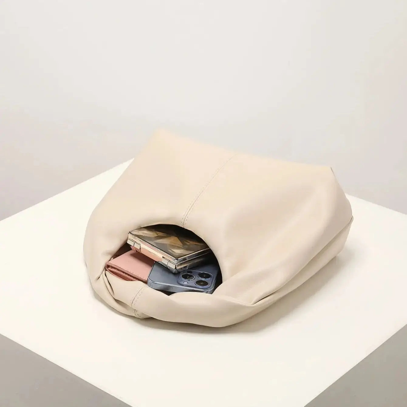 Stylish Twist Square Bag