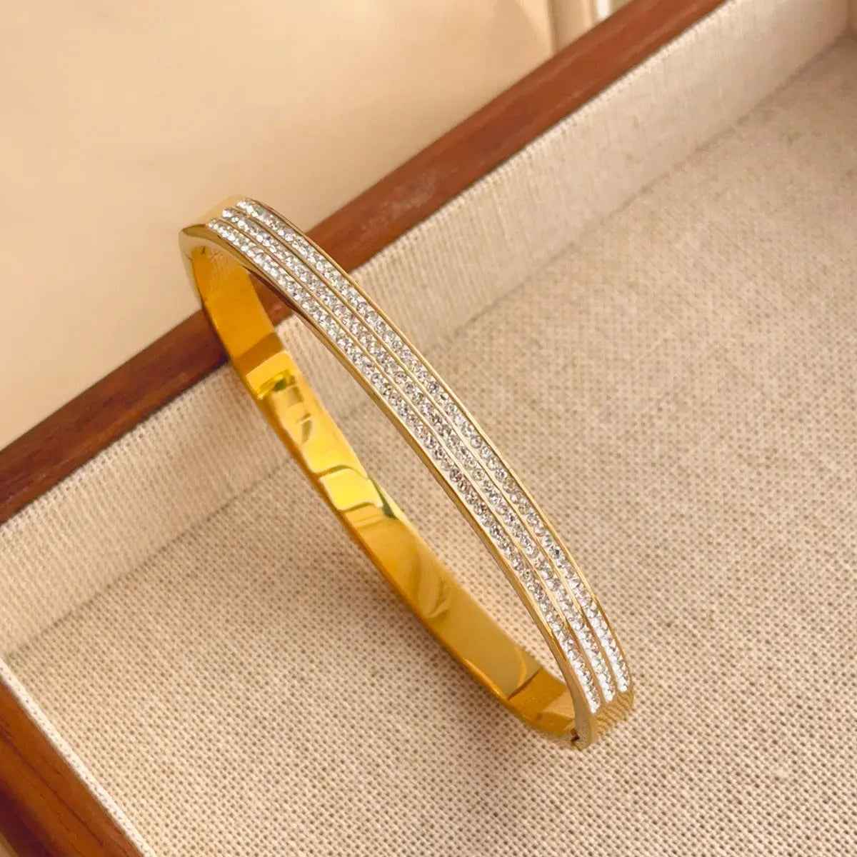 Titanium Steel Bracelet Women’s Non-fading Fashion - Sz063 Gold - electronic accessories