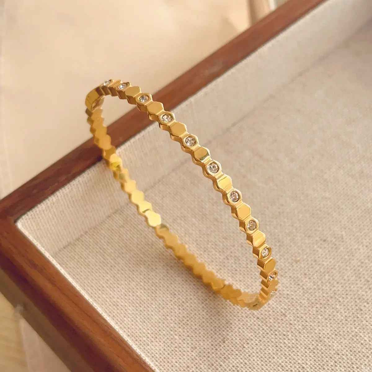 Titanium Steel Bracelet Women’s Non-fading Fashion