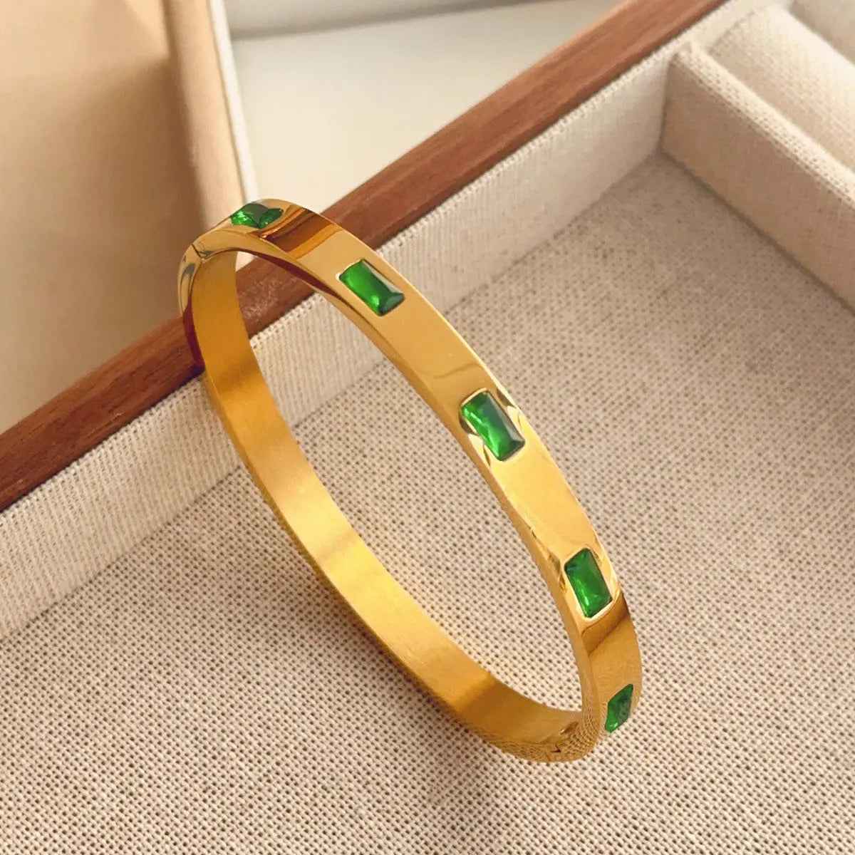 Titanium Steel Bracelet Women’s Non-fading Fashion - Sz072 Gold - electronic accessories