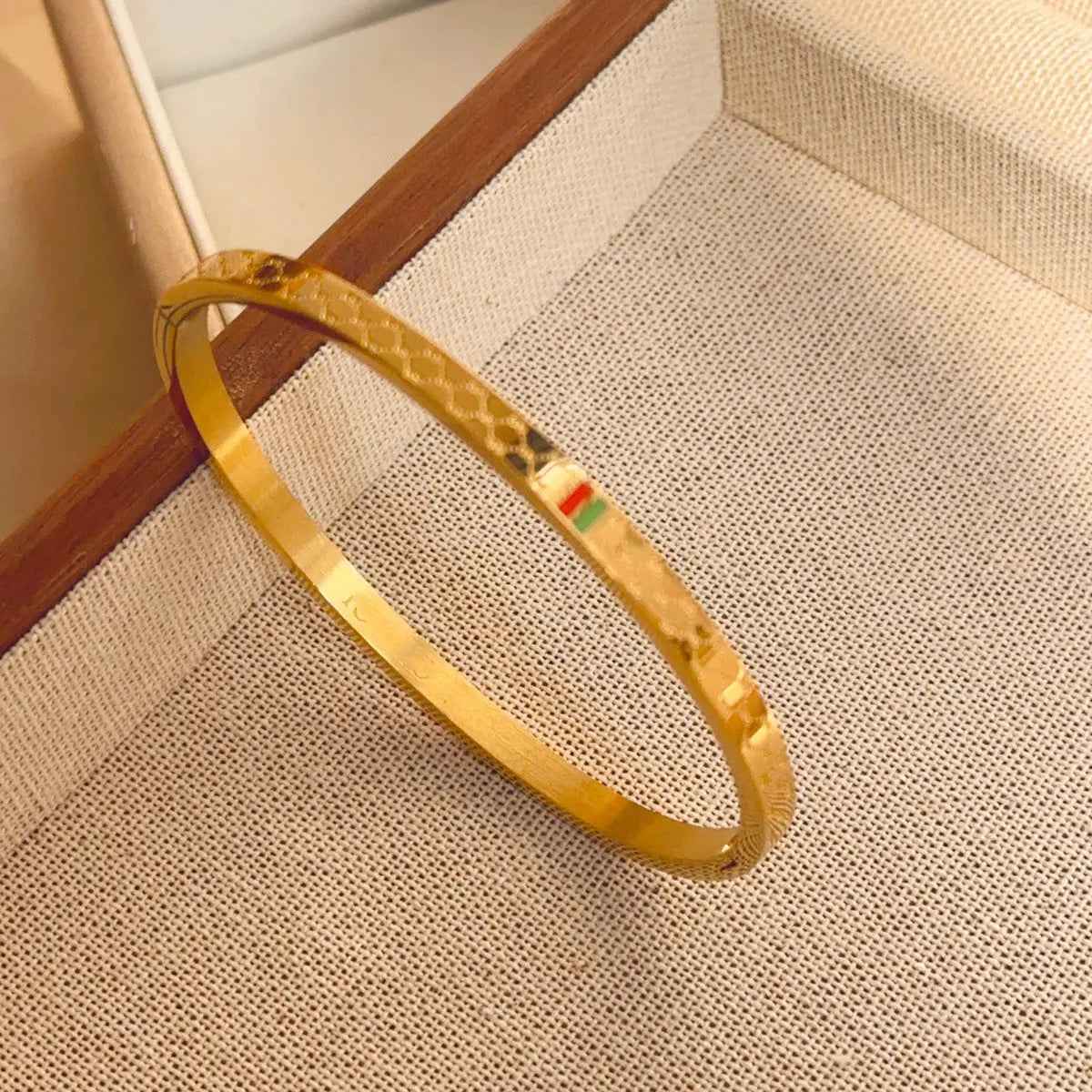 Titanium Steel Bracelet Women’s Non-fading Fashion - Sz076 Gold - electronic accessories