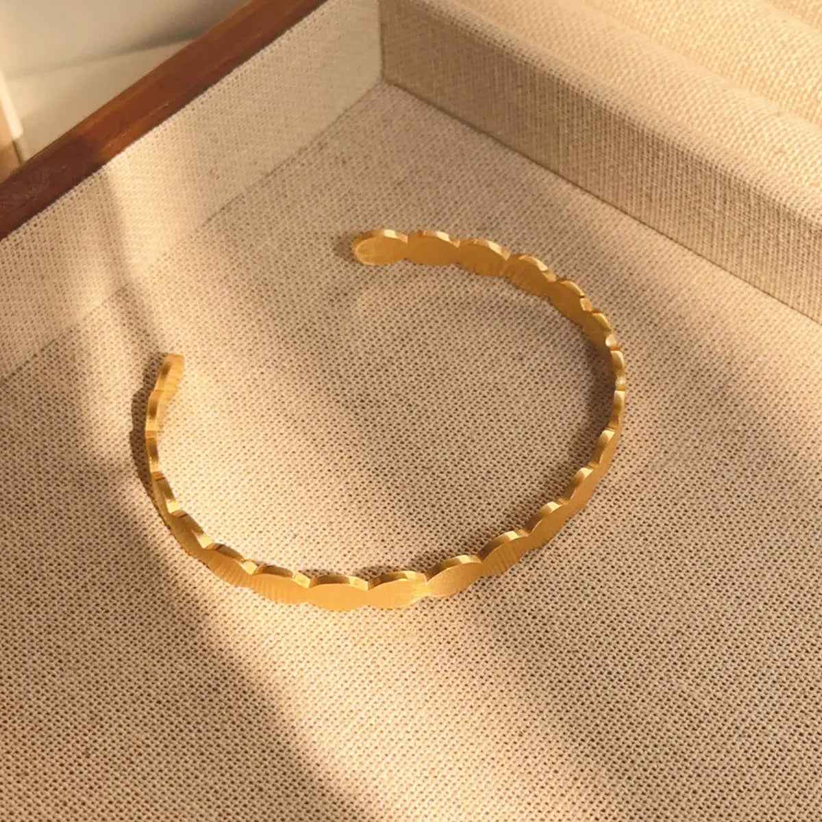 Titanium Steel Bracelet Women’s Non-fading Fashion - Sz078 Gold - electronic accessories