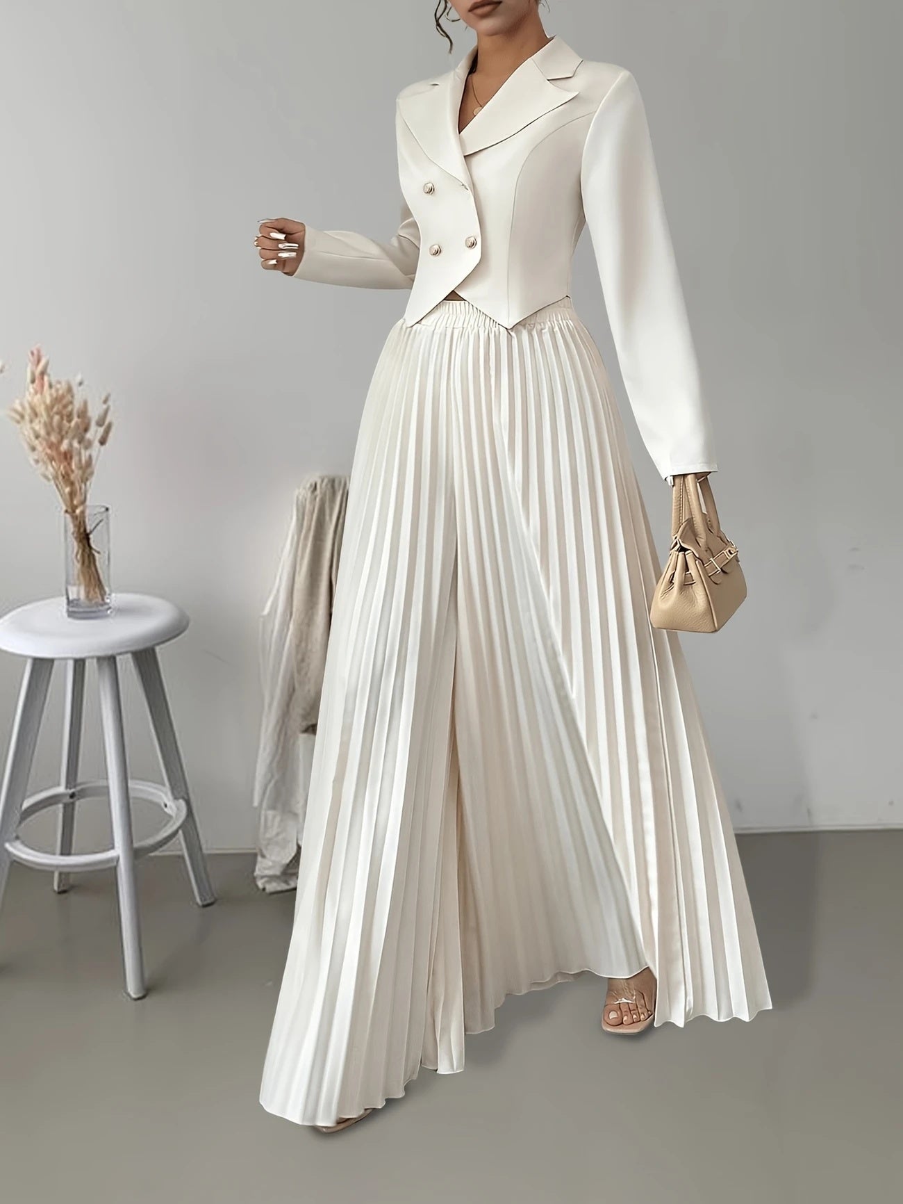 Top Set Long Sleeved Pleated Skirt - White / 2XL - electronic accessories