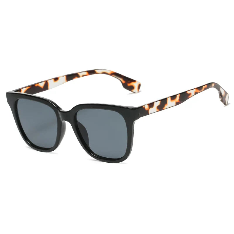 Trendy Small Square Frame Sunglasses - black / show as picture