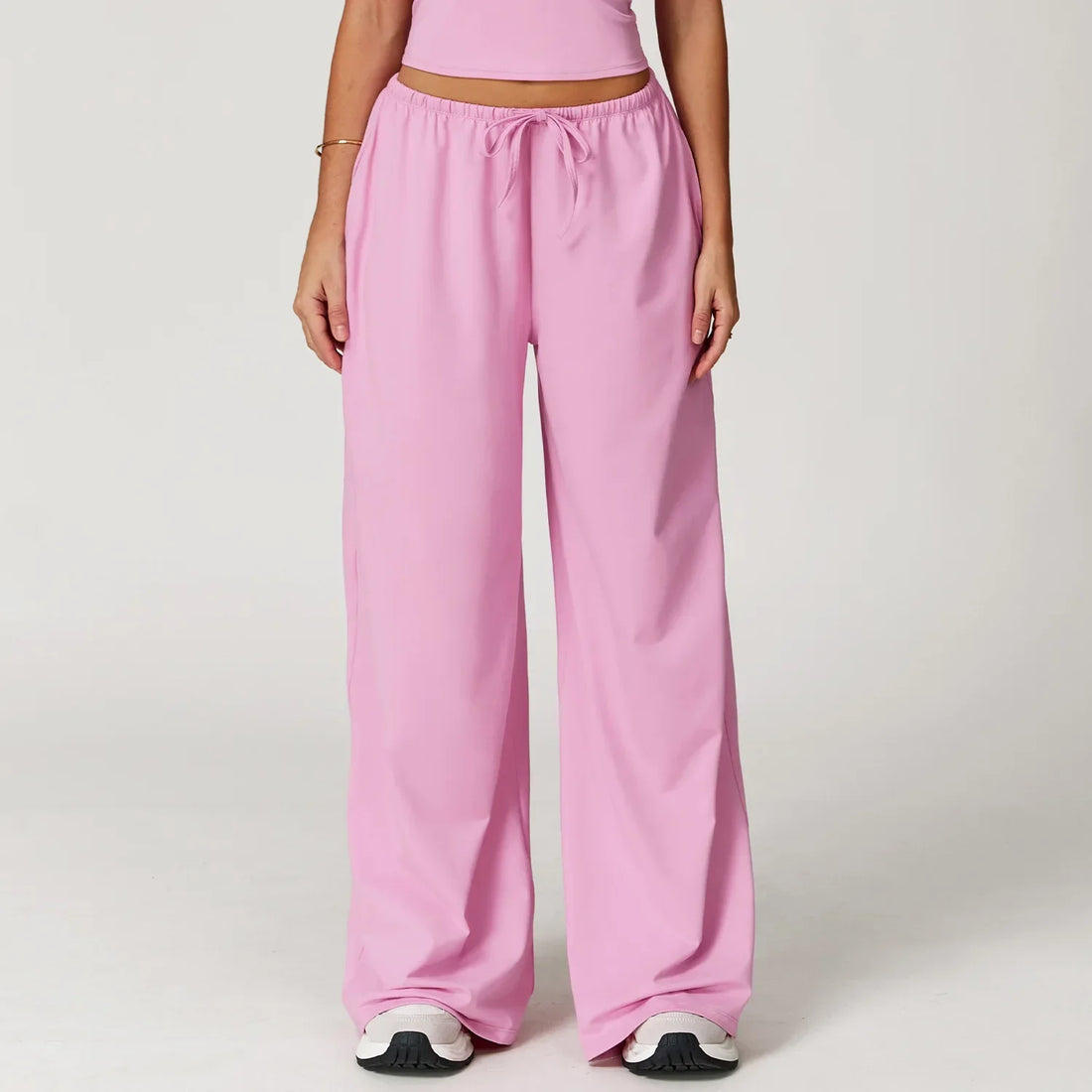 Women’s lilac wide-leg sweatpants with high-waist drawstring and pockets
