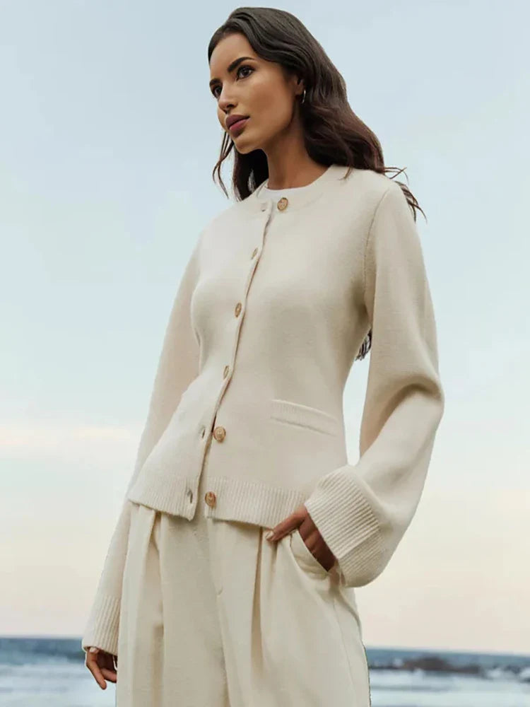 Women Long Sleeve Knitted Cardigan