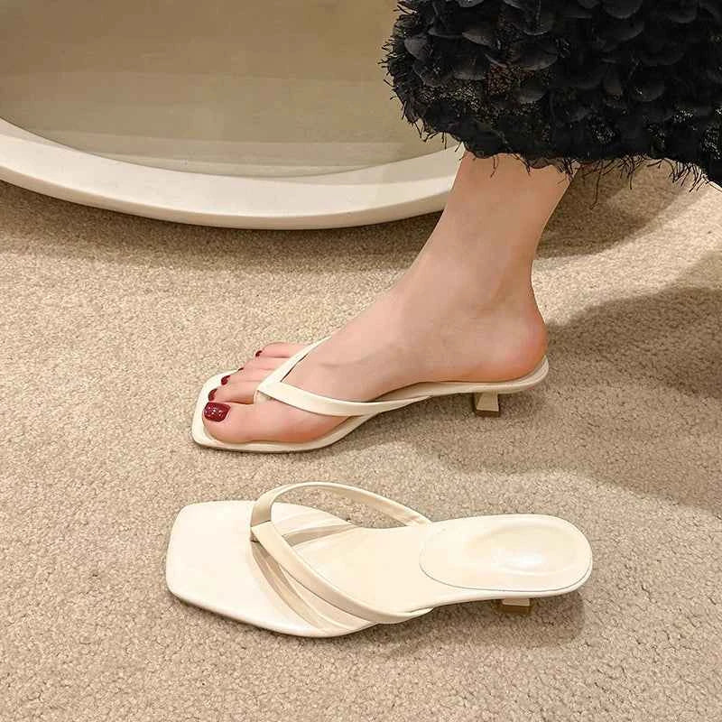 Women Sandals with Narrow Band and Kitten Heel