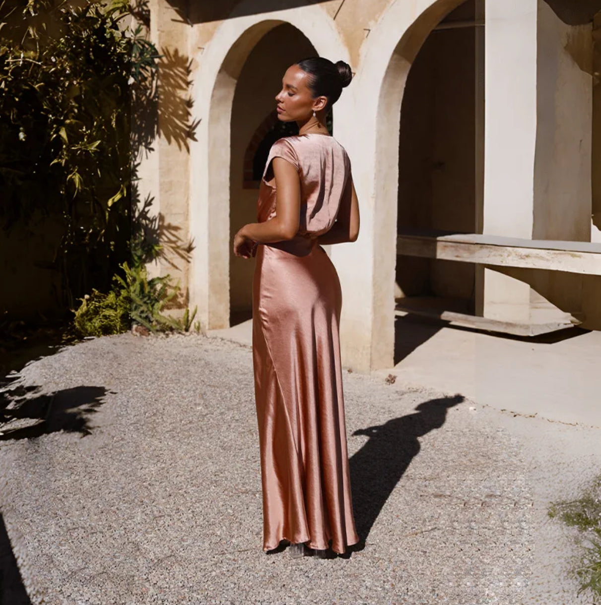 Women’s Clothing Satin V-neck Fishtail Skirt