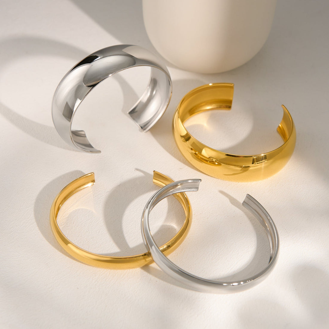 Women’s Fashion Titanium Steel Fine Polished Surface Bracelet - electronic accessories