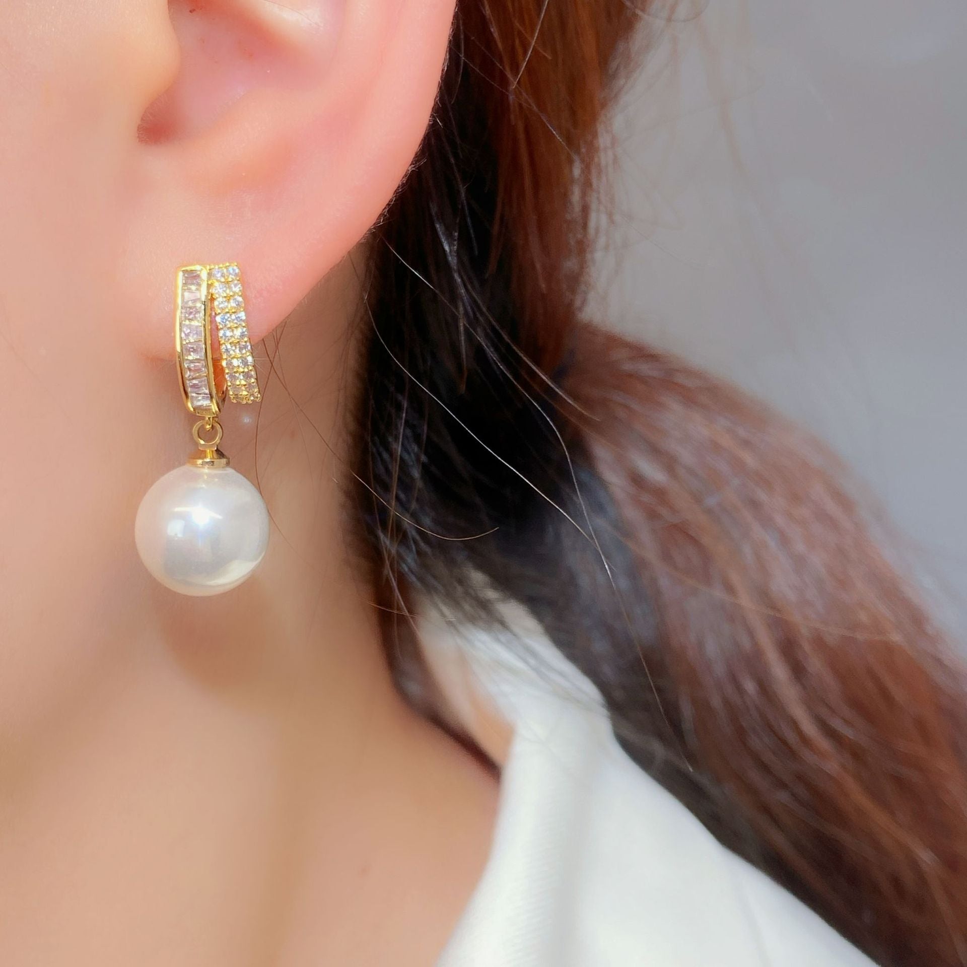 Women’s Fashionable All-matching Micro Inlaid Pearls Earrings - Gold - electronic accessories