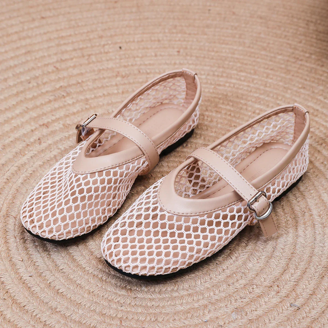 Women’s Flat Shoes