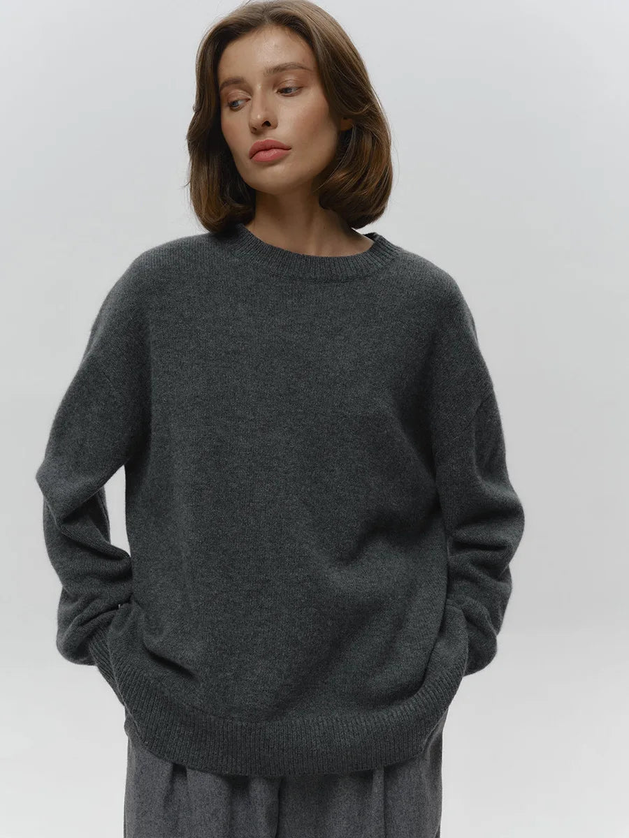 Women’s O-Neck Oversized Sweater - Dark Gray / S