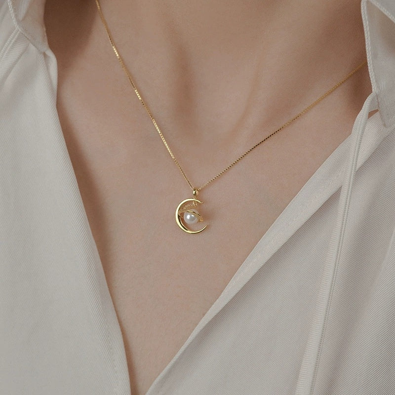 Women’s Planet Necklace Niche Design Temperament Saturn Clavicle Chain Versatile - electronic accessories