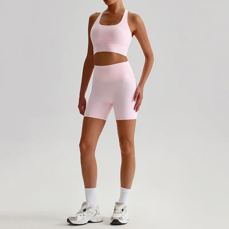 Women’s Seamless Yoga Set - Quick-Dry Naked Feel Backless Bra Booty-Lifting Shorts - Milkshake powder / M