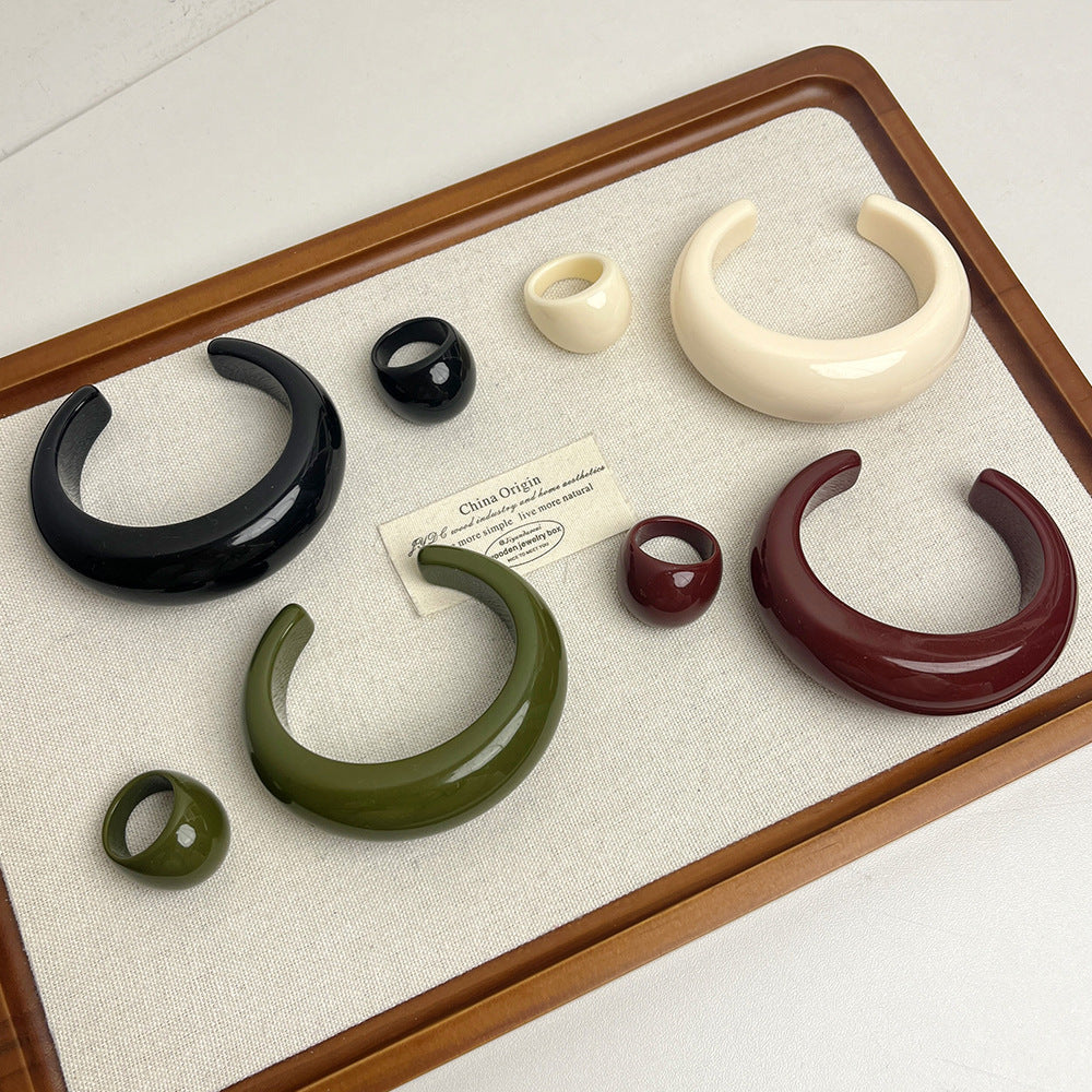 Women’s Stylish Retro Minimalism Niche Resin Bracelet Ring - electronic accessories